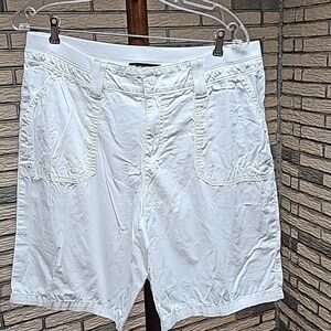 Lee Relaxed Fit Shorts Sz 12 Bright White